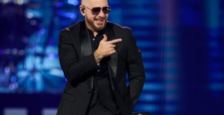 pitbull-compra-derechos-de-nombre-de-estadio-de-futbol-de-la-fiu,-que-ahora-sera-el-pitbull stadium