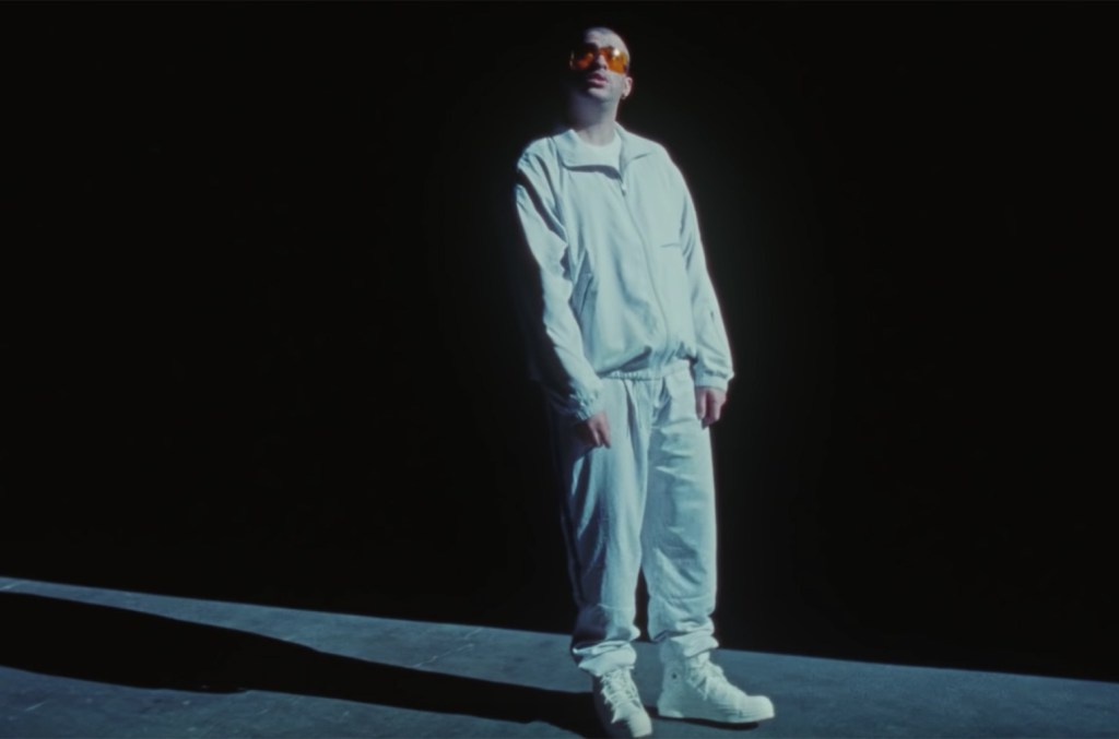 bad-bunny-marca-record-con-‘vete’,-su-16a-cancion-en-superar-mil-millones-de-streams-en spotify