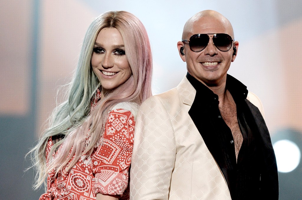 nombre-de-kesha-reaparece-en-creditos-de-video-de-‘timber’-de-pitbull-tras-haber-sido eliminado