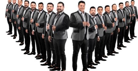 banda-ms-pone-ritmo-al-ultimo-grito-de-independencia-de-lopez obrador