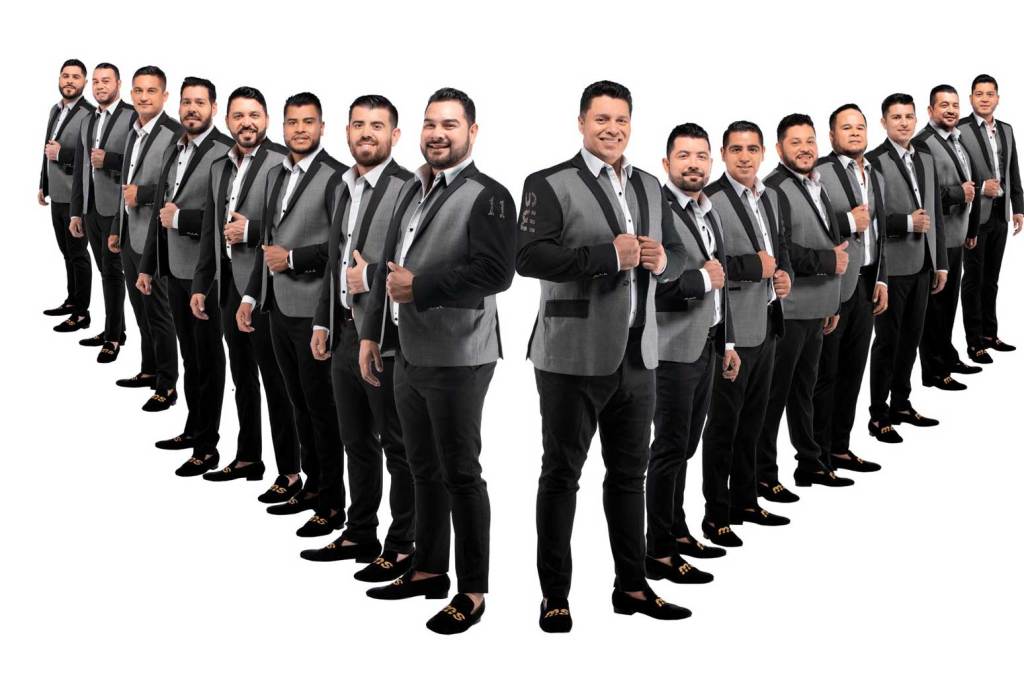 banda-ms-pone-ritmo-al-ultimo-grito-de-independencia-de-lopez obrador