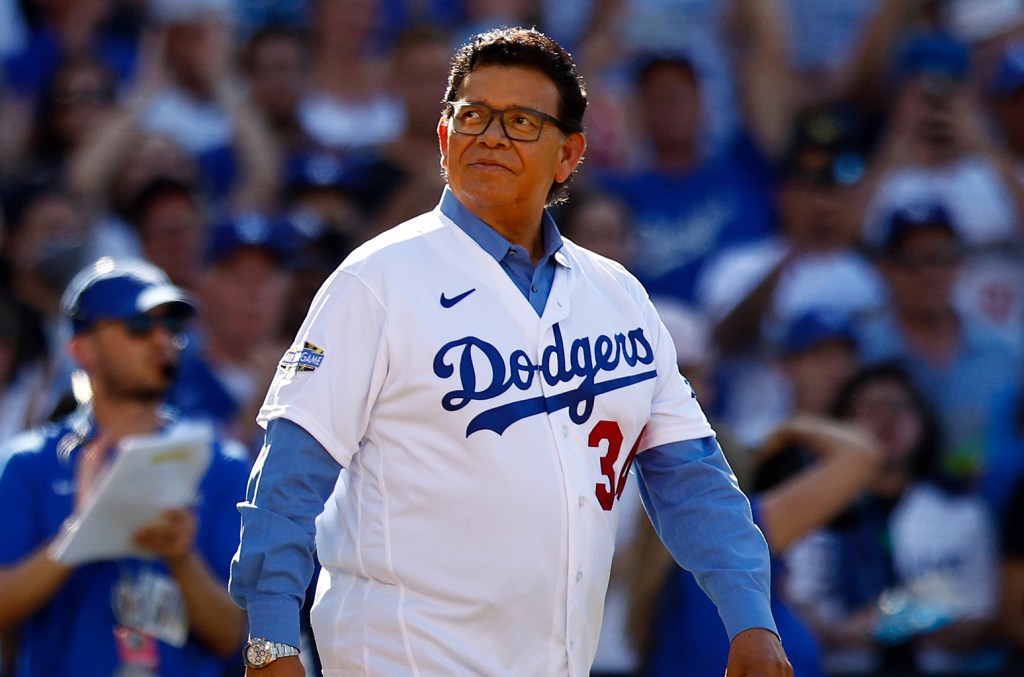 como-la-leyenda-de-los-dodgers-fernando-valenzuela-inspiro-una-ola-de-canciones-de-artistas mexicanos